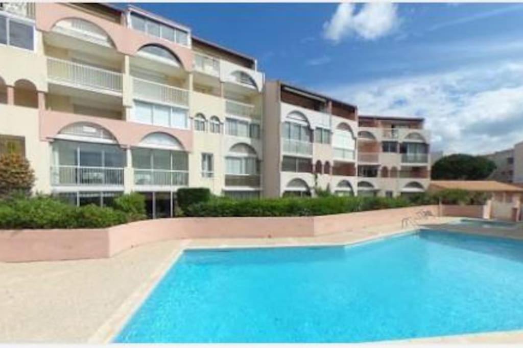 Amouvera C14, T2 Vue Mer, Piscine, Clim, Parking アグド エクステリア 写真